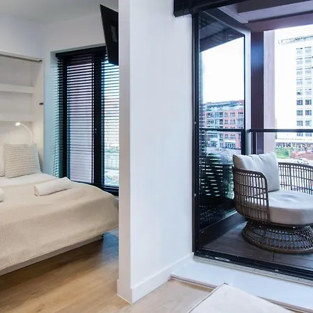Center - Granaria By Apartmore Gdańsk